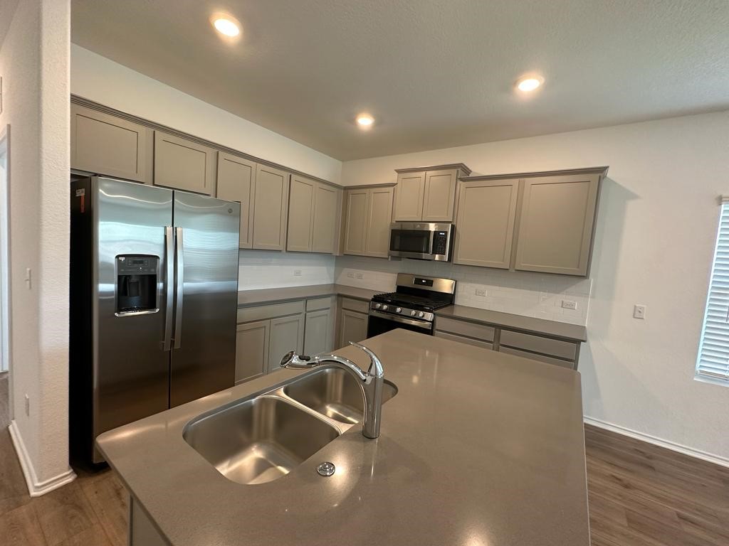 220 River Rise Road Kyle, TX 78640 - Photo 10 of 40 Gallery Image 10