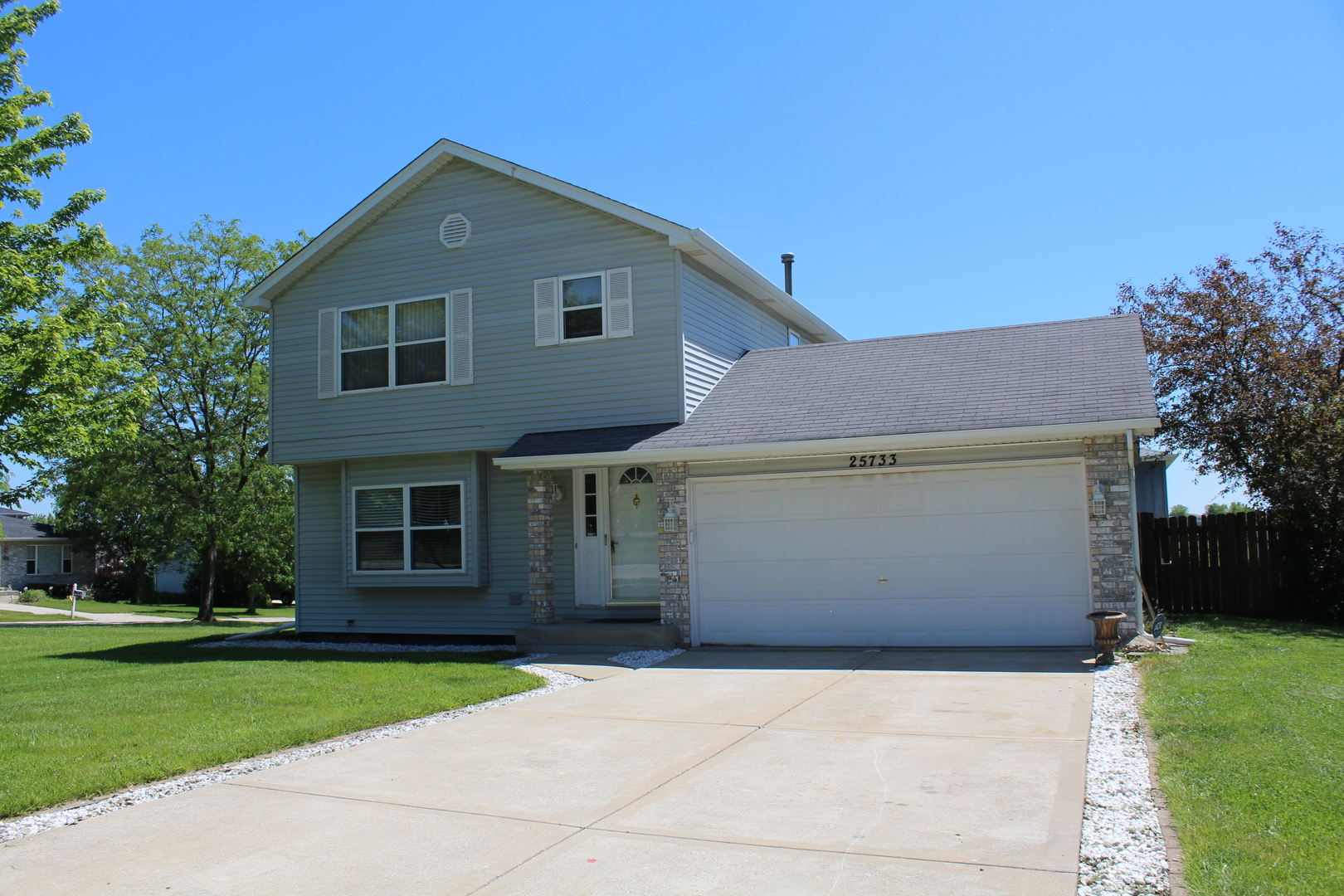 25733 South Middle Point Avenue Monee, IL 60449 - Photo 1 of 36