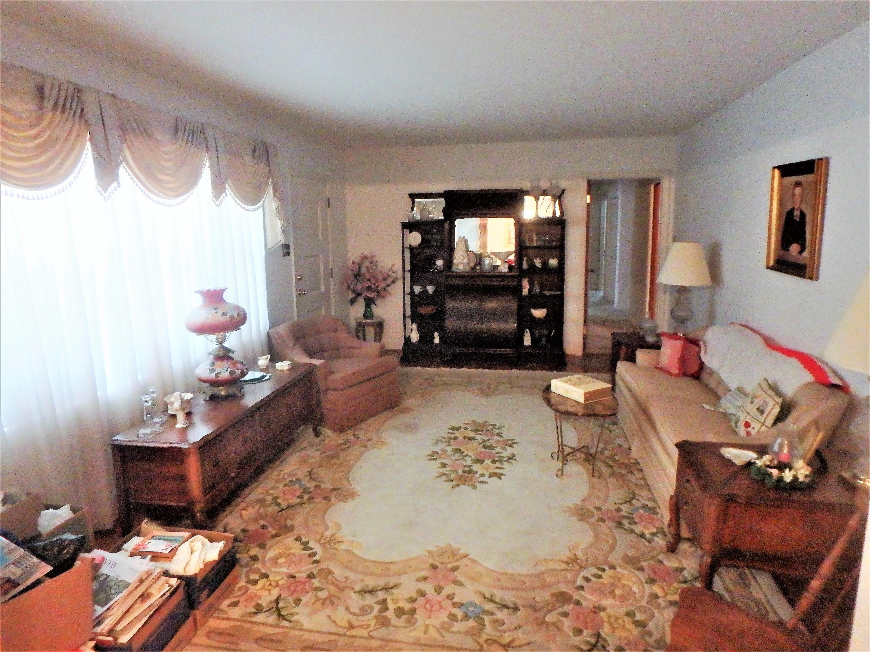 800 Horne Street St. George, SC 29477 - Photo 3 of 18 Living Room to Kitchen