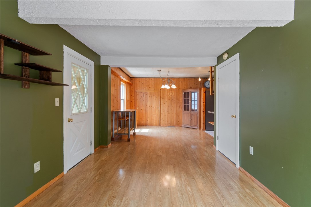 11 Maple Avenue Manchester, NY 14548 - Photo 17 of 39 The rear living space that opens to the dining are
