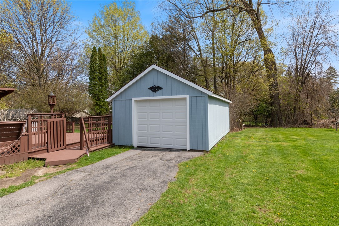 11 Maple Avenue Manchester, NY 14548 - Photo 8 of 39 The detached garage - store all your toys!