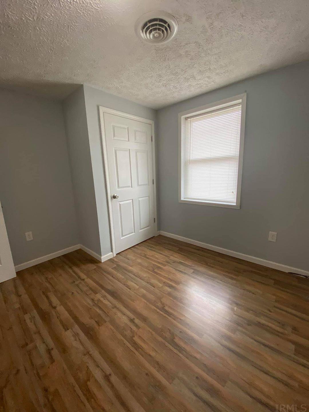 1801 5th Street Bedford, IN 47421 - Photo 11 of 29 Gallery Image 11