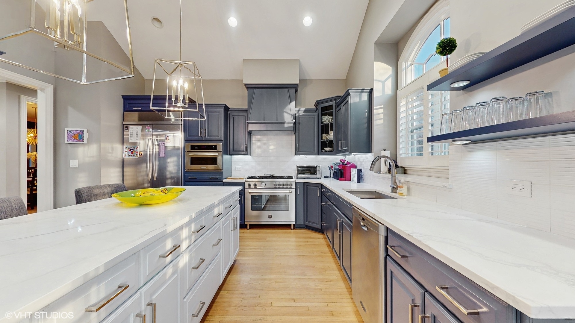 6320 Tennessee Avenue Willowbrook, IL 60527 - Photo 17 of 56