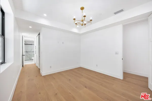 $17,990 | 926 17th Street, Hermosa Beach, CA 90254