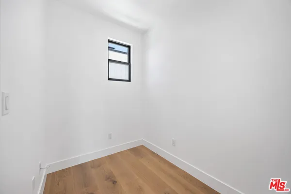 $17,990 | 926 17th Street, Hermosa Beach, CA 90254
