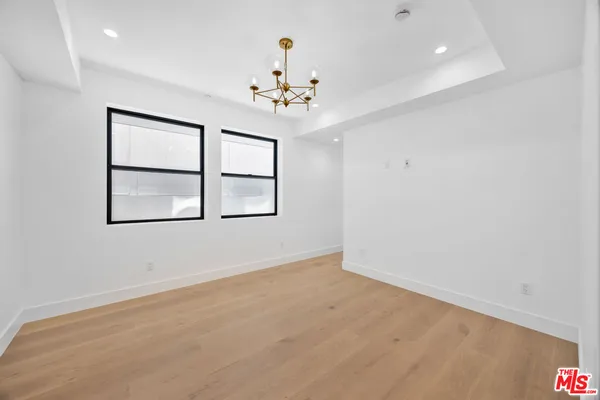 $17,990 | 926 17th Street, Hermosa Beach, CA 90254
