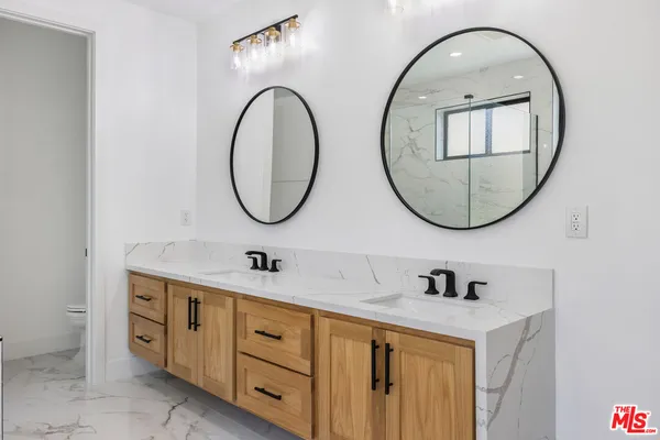 $17,990 | 926 17th Street, Hermosa Beach, CA 90254