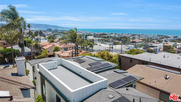 $17,990 | 926 17th Street, Hermosa Beach, CA 90254
