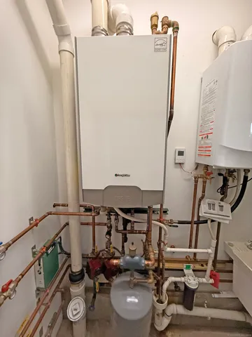 $349,999 | 75 Maple Street, Torrington, CT 06790