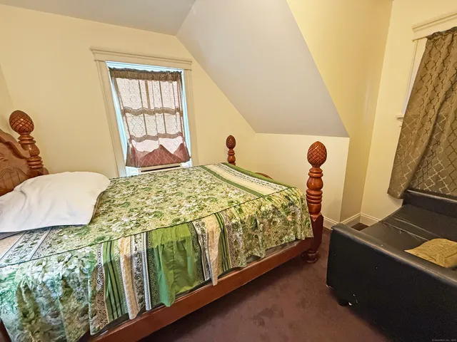 $349,999 | 75 Maple Street, Torrington, CT 06790