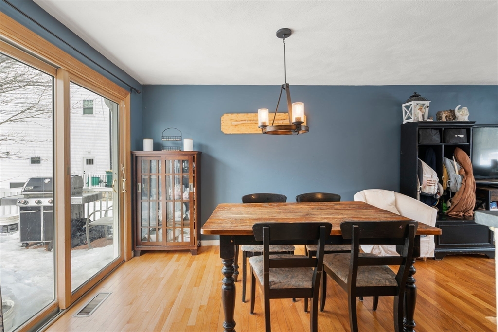 44 Pearl Street Woburn, MA 01801 - Photo 11 of 31