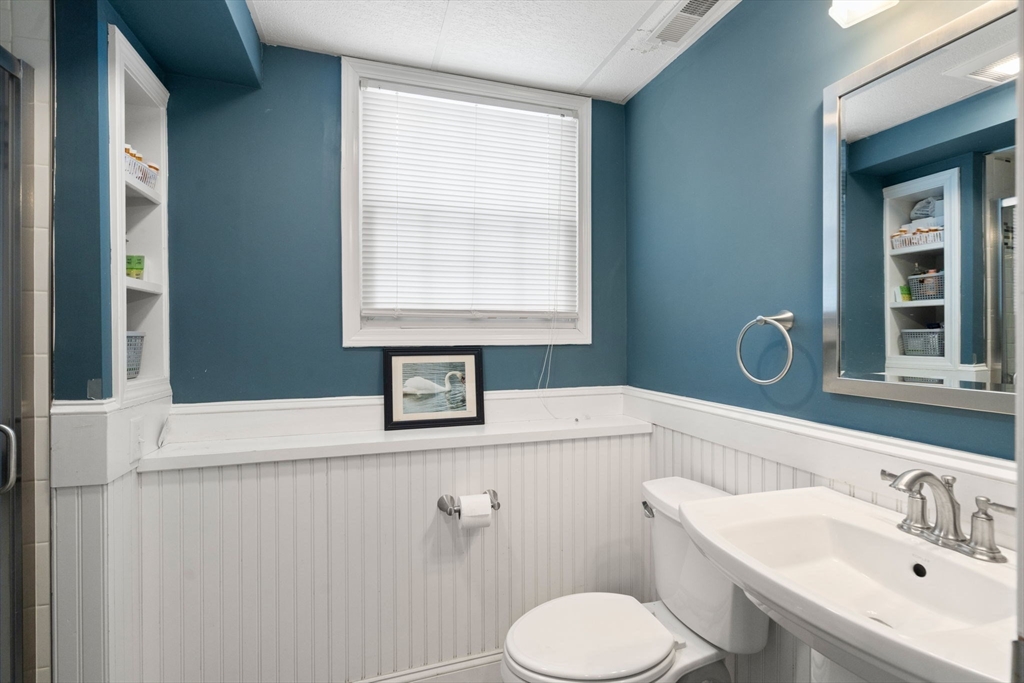 44 Pearl Street Woburn, MA 01801 - Photo 25 of 31