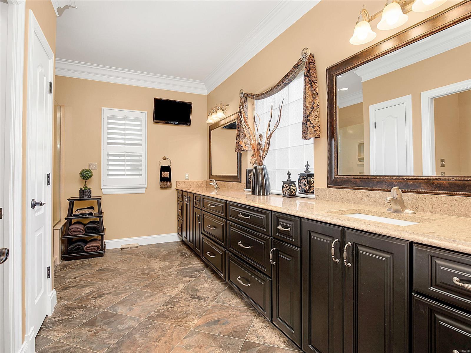 129 Tuscany Trace Drive St. Charles, MO 63303 - Photo 16 of 31