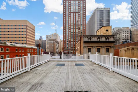 $3,750,000 | 1805 Chestnut Street, Philadelphia, PA 19103