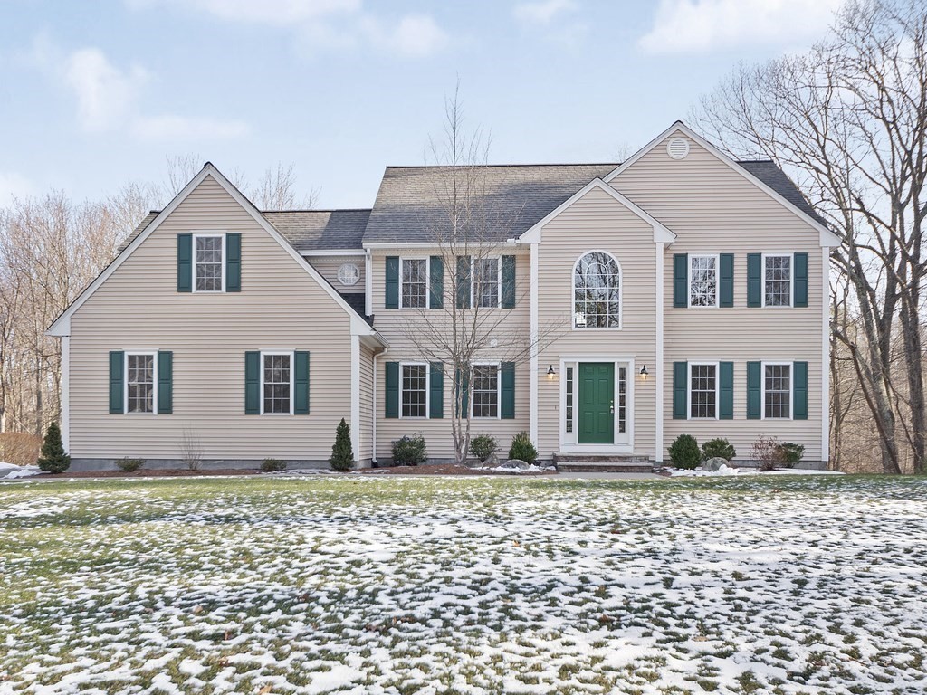 68 Locke Road Chelmsford, MA 01824 - Photo 1 of 36