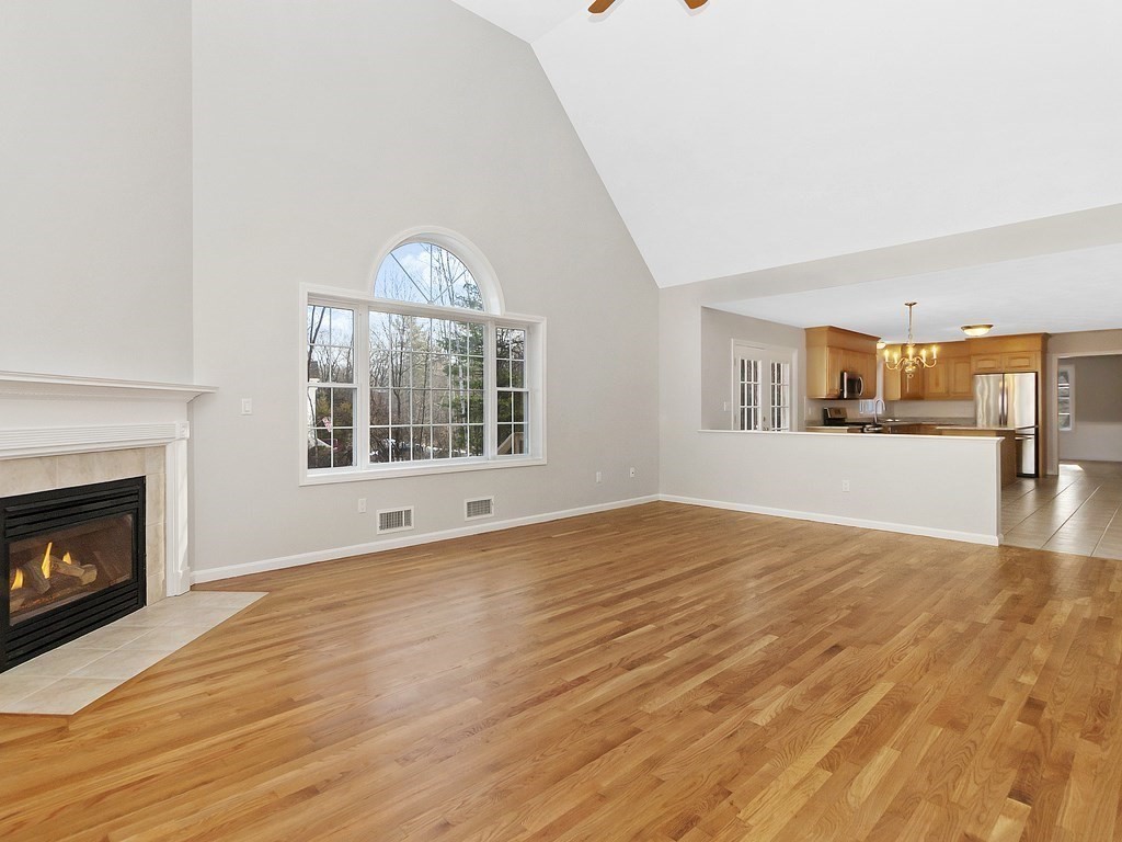 68 Locke Road Chelmsford, MA 01824 - Photo 17 of 36