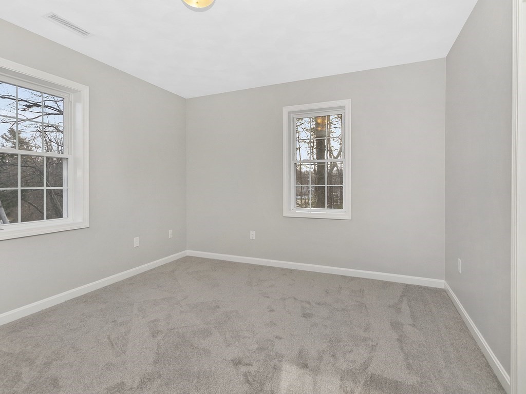 68 Locke Road Chelmsford, MA 01824 - Photo 21 of 36