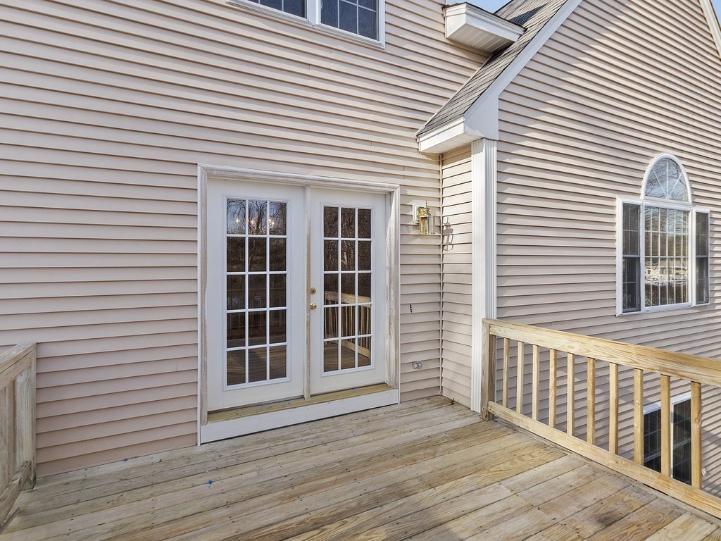 68 Locke Road Chelmsford, MA 01824 - Photo 34 of 36