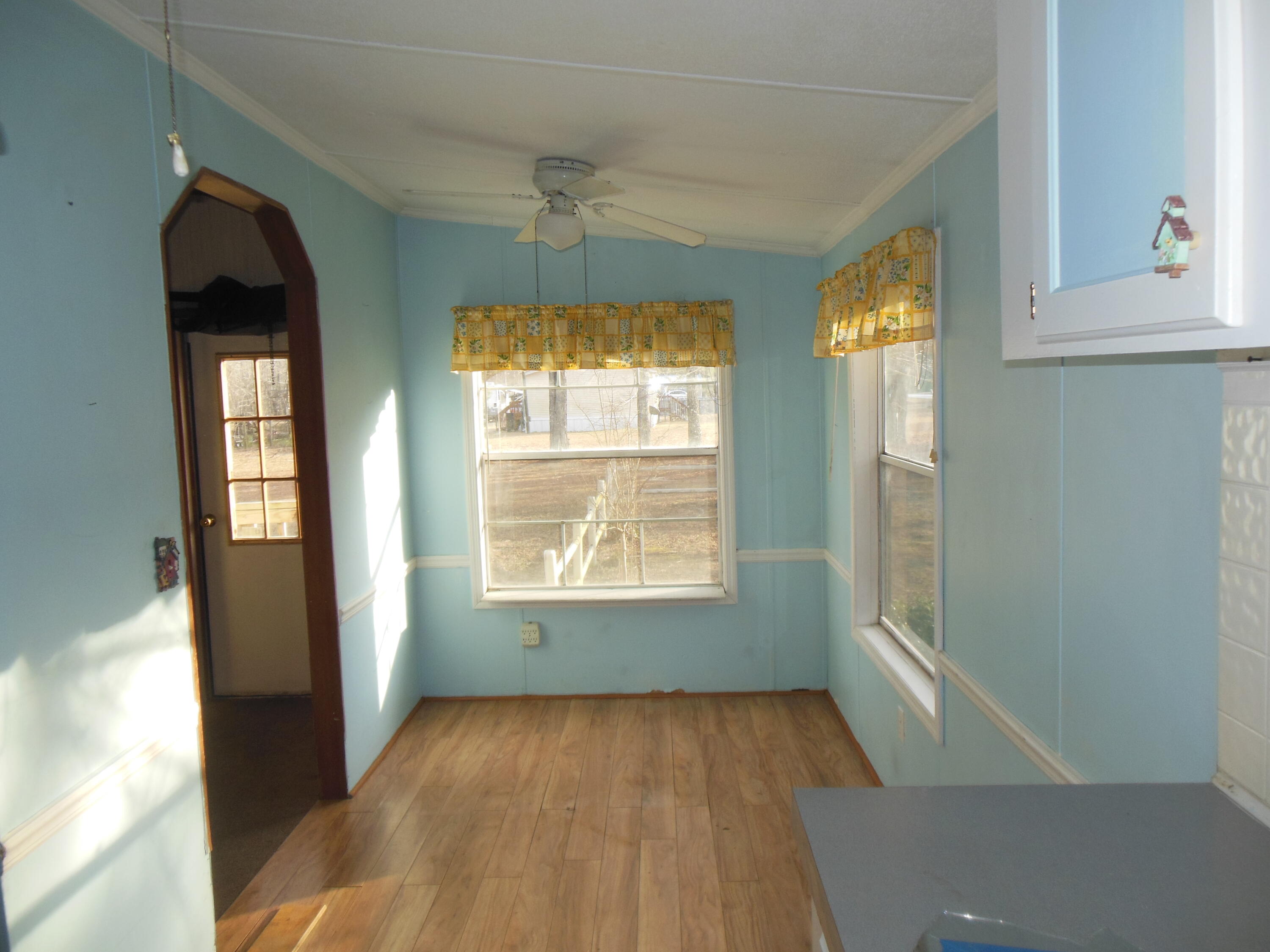 133 Banning Street Cope, SC 29038 - Photo 13 of 28 13 BANNING BREAKFAST AREA