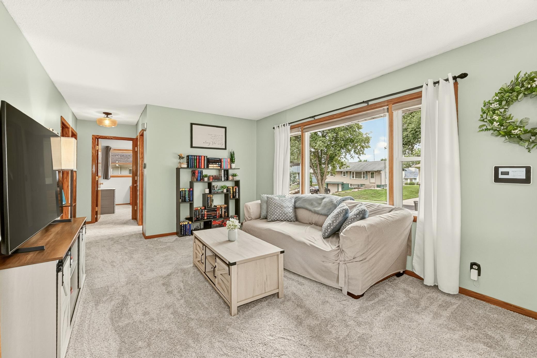 1810 25th Avenue Northwest Rochester, MN 55901 - Photo 2 of 38
