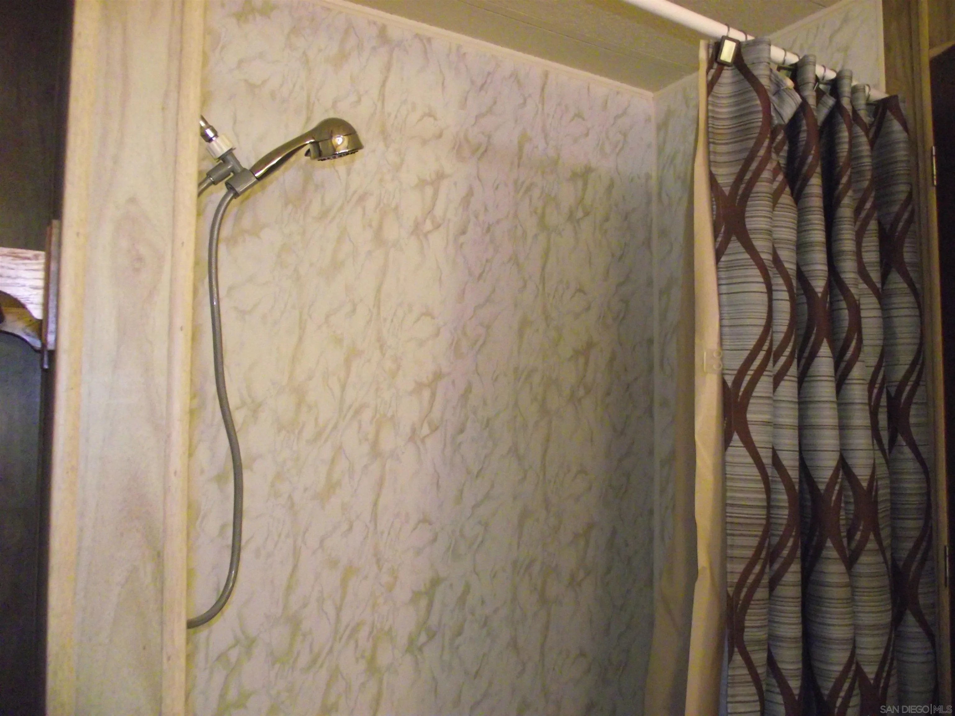 35109 Highway 79, Unit /SPC #25 Warner Springs, CA 92086 - Photo 34 of 65 a view of walk in closet