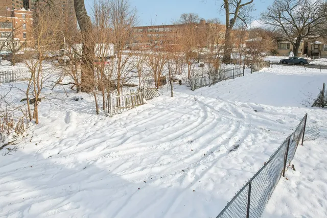 a view of a snow covered with snow