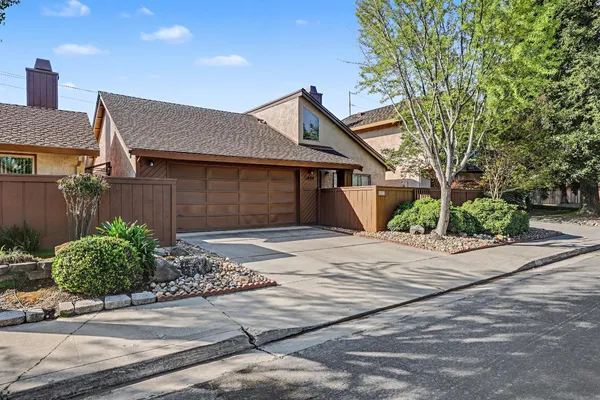 $415,000 | 1804 Laurel Oak Drive, Modesto, CA 95354
