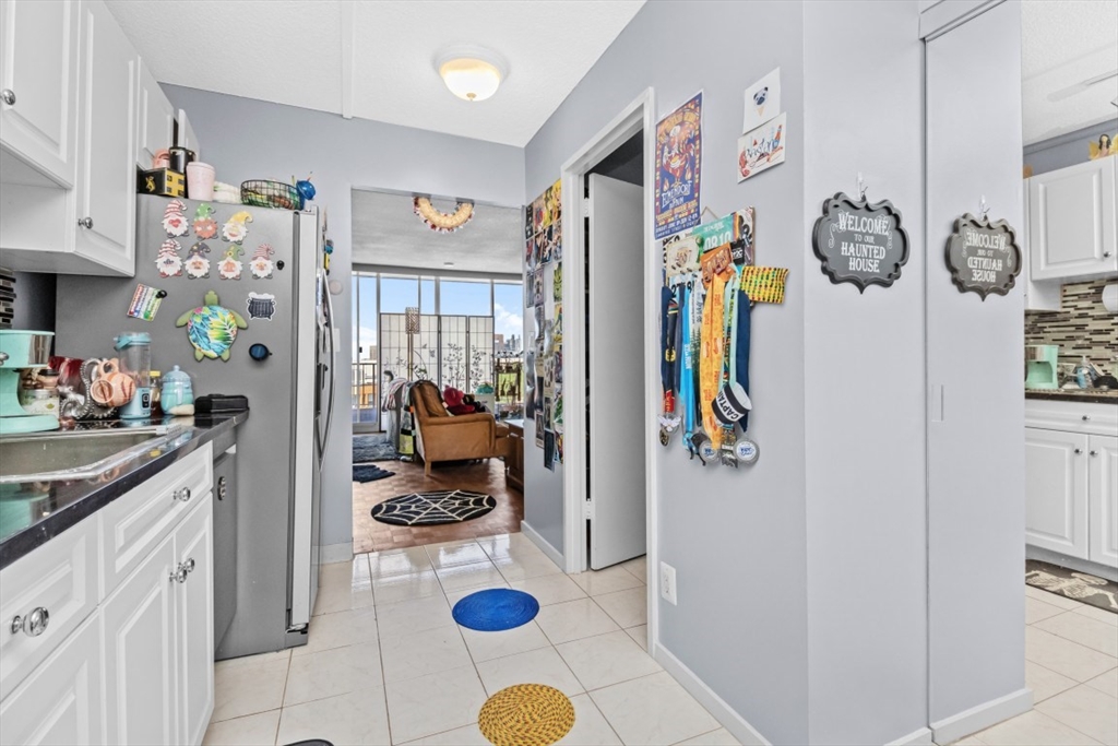 44 Washington Street, Unit 1113 Brookline, MA 02445 - Photo 11 of 28