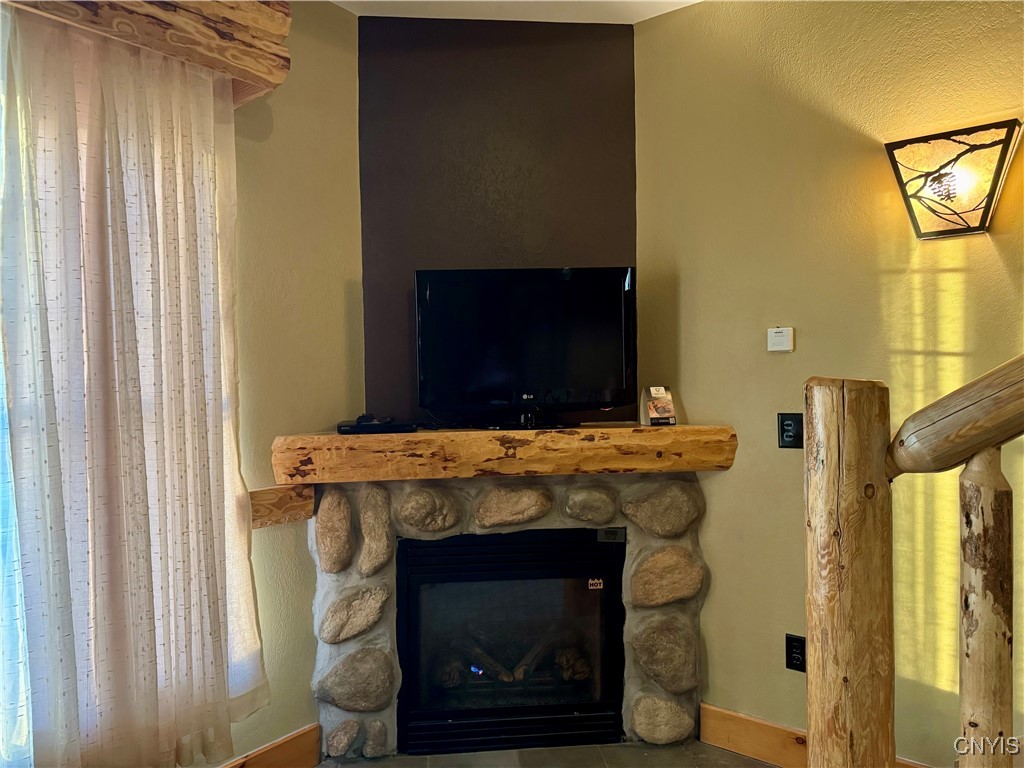 2177 Clute Road, Unit 523 AL Cortland, NY 13045 - Photo 10 of 19 fireplace
