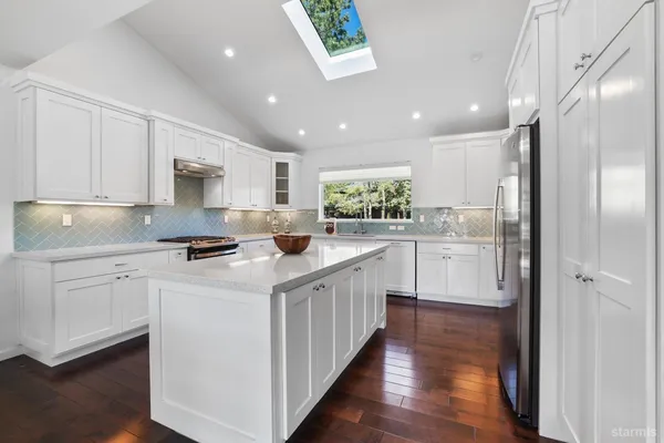 $3,698,000 | 276 Beach Drive, South Lake Tahoe, CA 96150