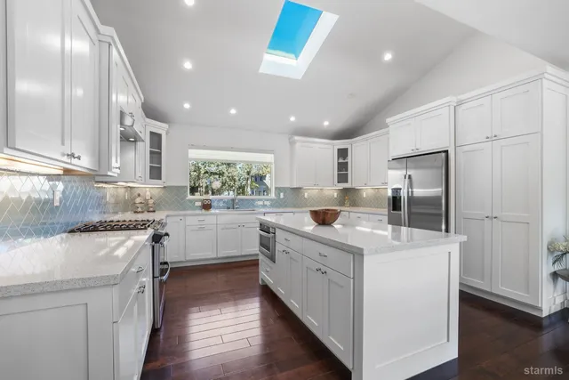 $3,798,000 | 276 Beach Drive, South Lake Tahoe, CA 96150