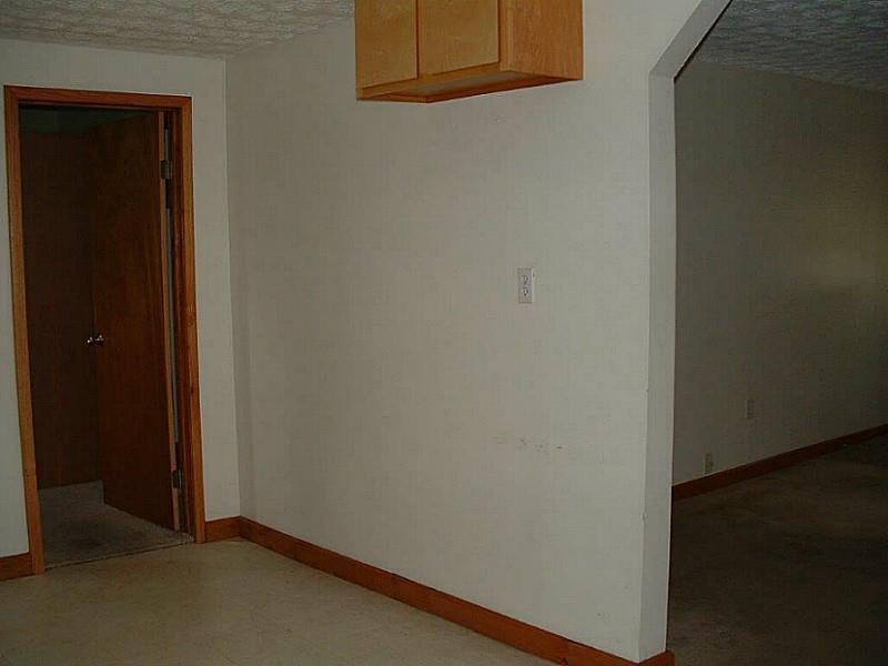 2049 Rutland Avenue Springfield, OH 45505 - Photo 11 of 20 Gallery Image 11