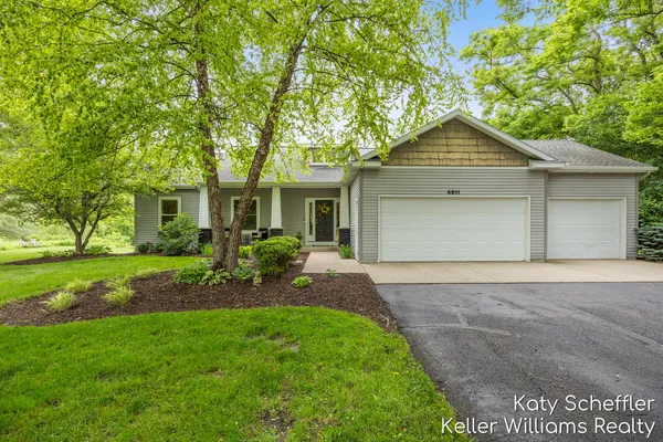 $718,800 | 4611 Windcliff Drive Northeast, Rockford, MI 49341