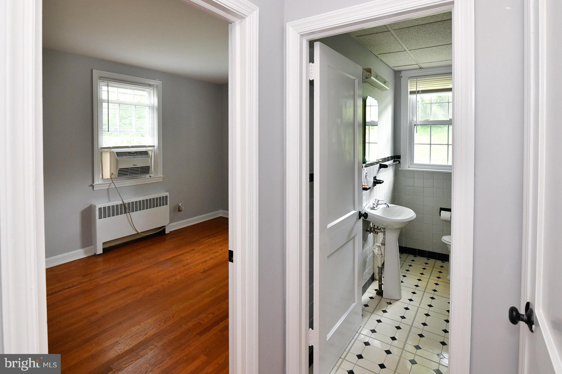 124 Sherman Road Springfield, PA 19064 - Photo 11 of 22