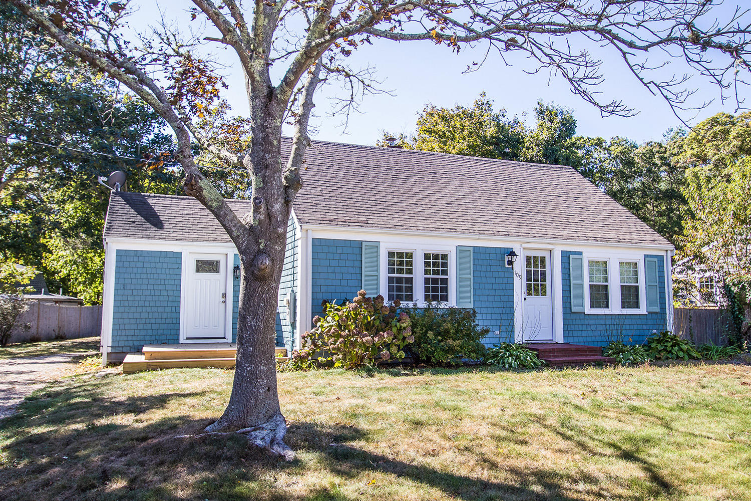 109 Old Town Road Hyannis, MA 02601 - Photo 1 of 28 House front