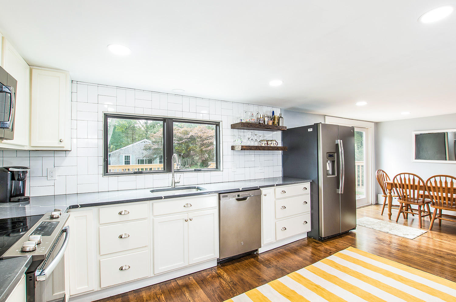 109 Old Town Road Hyannis, MA 02601 - Photo 6 of 28 Kitchen