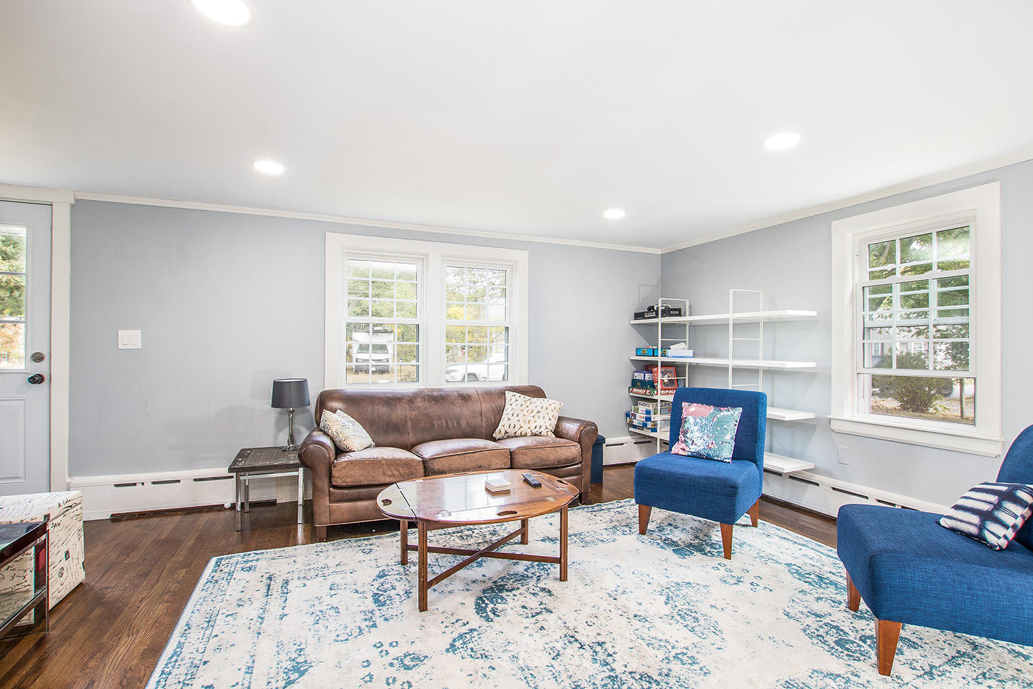 109 Old Town Road Hyannis, MA 02601 - Photo 10 of 28 Living Room