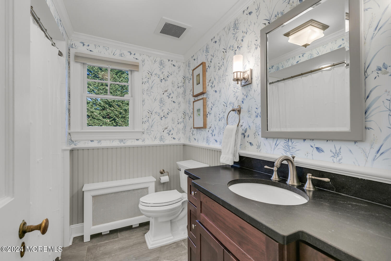 6 West Cherry Lane Rumson, NJ 07760 - Photo 23 of 39 Full Bathroom on Second Floor