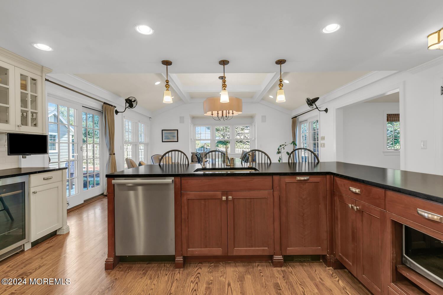 6 West Cherry Lane Rumson, NJ 07760 - Photo 4 of 39 Amazing Kitchen