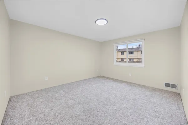 $2,700 | 49 Bucklebury Hill, Perinton, NY 14450