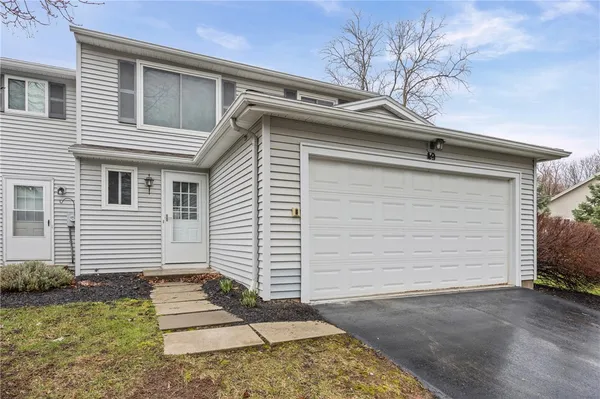 $2,700 | 49 Bucklebury Hill, Perinton, NY 14450