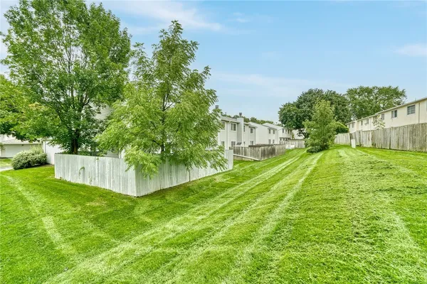 $2,700 | 49 Bucklebury Hill, Perinton, NY 14450