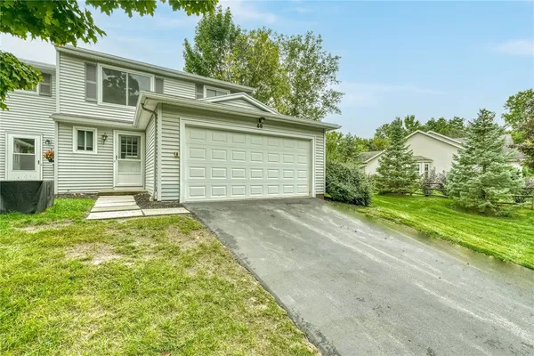 $2,700 | 49 Bucklebury Hill, Perinton, NY 14450