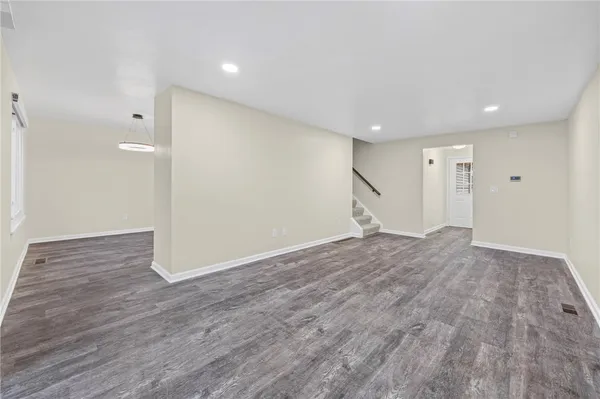 $2,700 | 49 Bucklebury Hill, Perinton, NY 14450