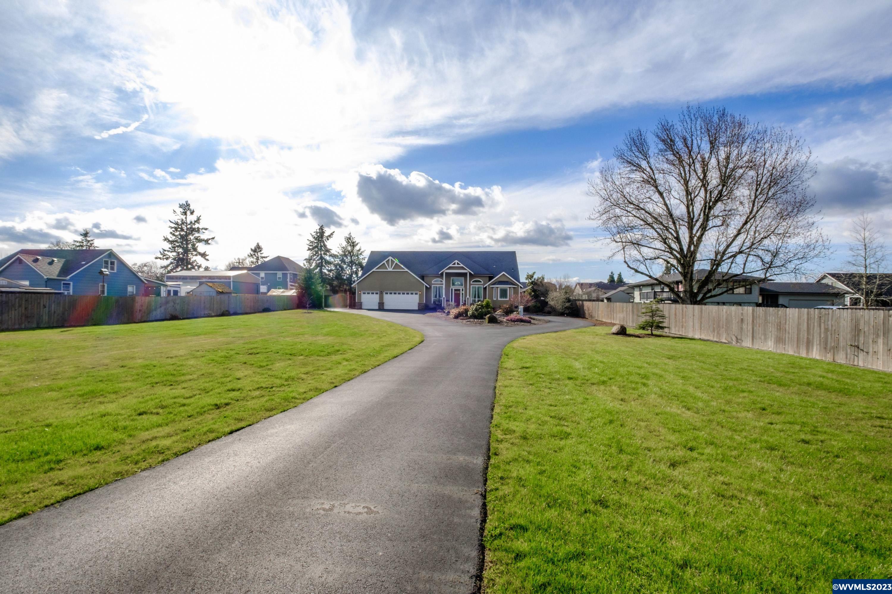 5070 Old Salem Road Northeast Albany, OR 97321 - Photo 1 of 42 Gallery Image 1