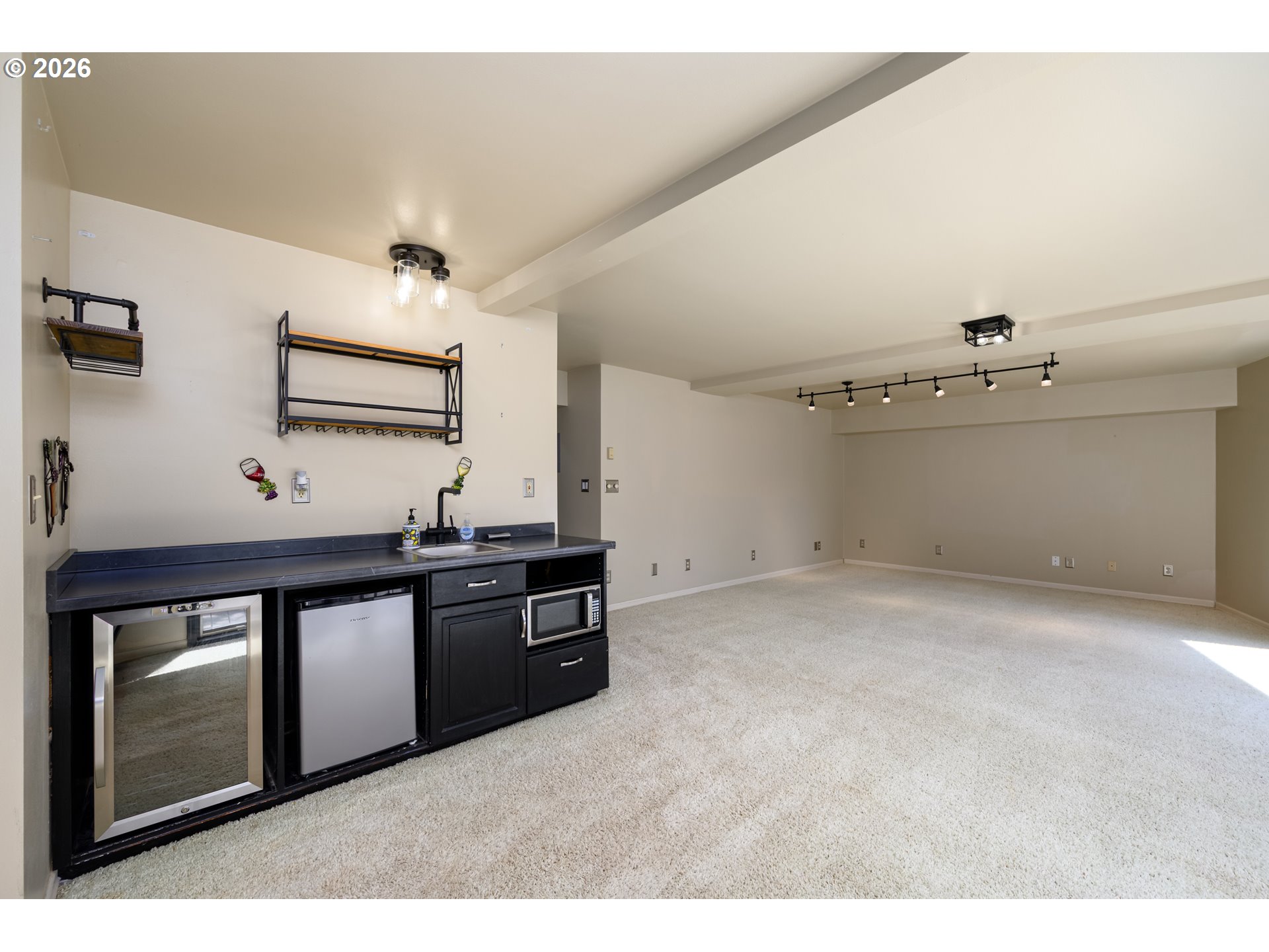 12839 North Bank Road Roseburg, OR 97470 - Photo 27 of 48