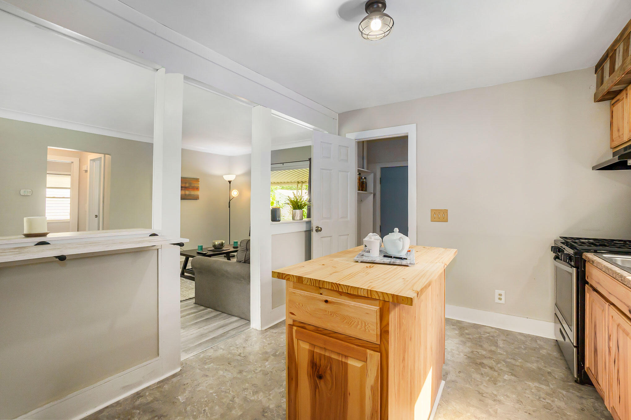 2204 Banbury Road Kalamazoo, MI 49001 - Photo 9 of 25 DNG-2204-BANBURY_15