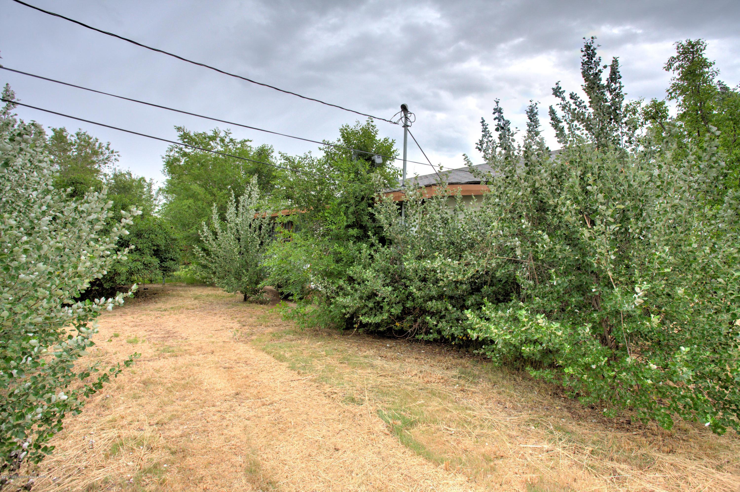 106 3rd Vega, TX 79092 - Photo 30 of 37 030_Back