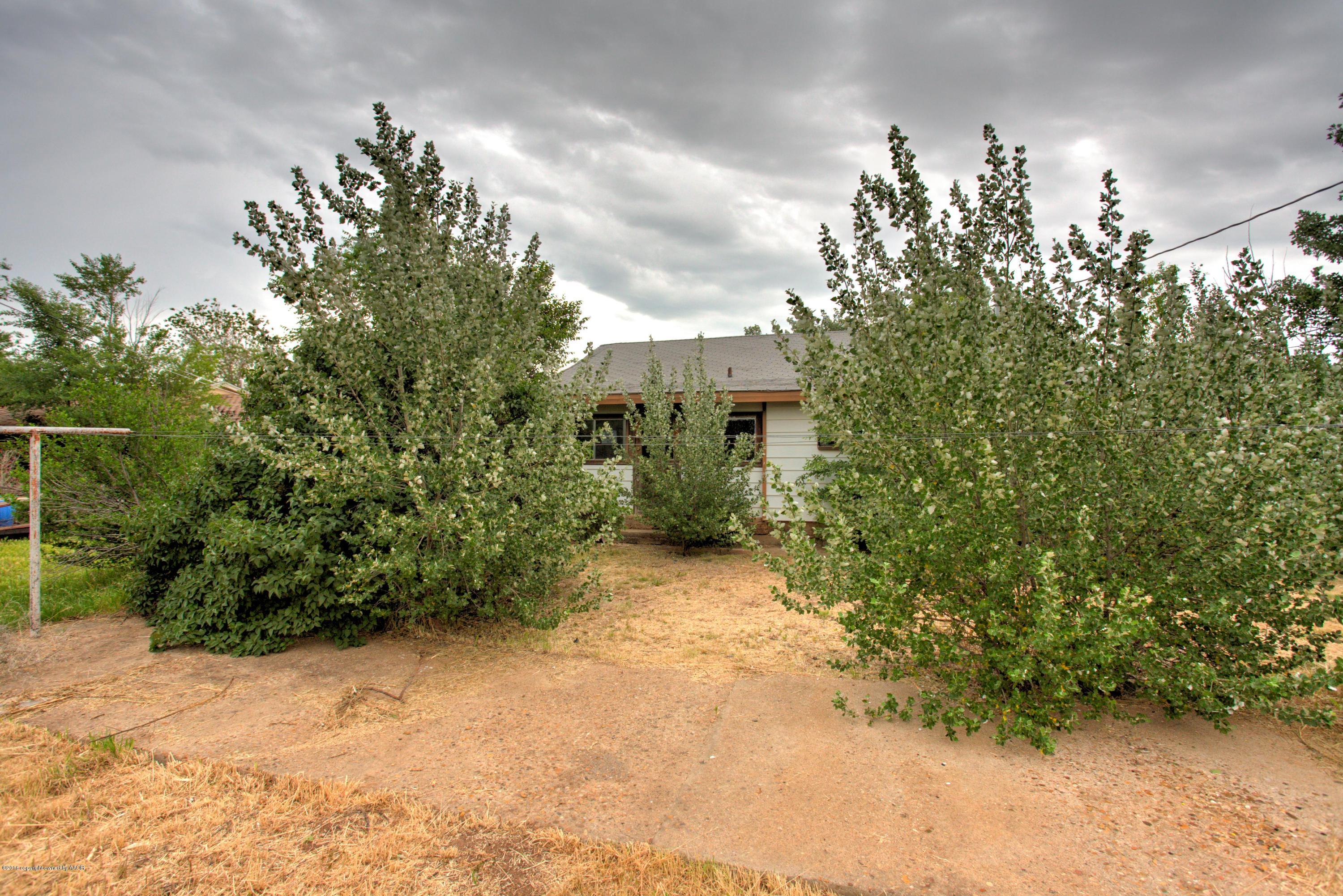 106 3rd Vega, TX 79092 - Photo 33 of 37 033_Back