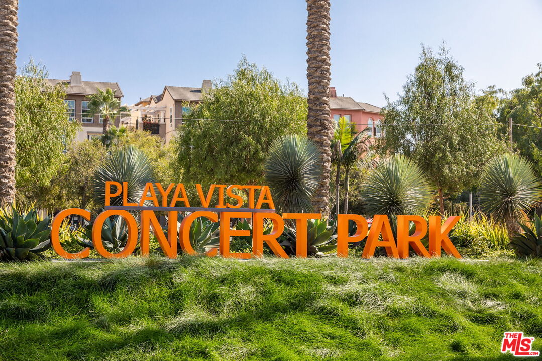 12963 West Runway Road, Unit 408 Playa Vista, CA 90094 - Photo 38 of 44 a view of park